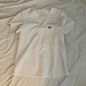 FIGS Catarina One-Pocket Scrub Top White | Women’s Small